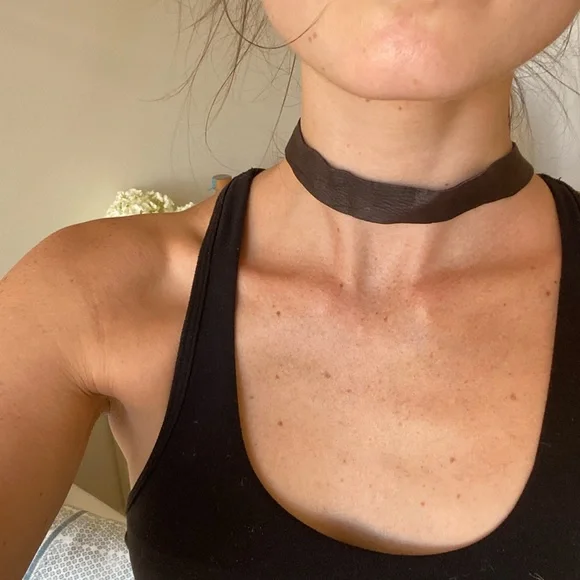 Planet Blue brown leather choker - Picture 2 of 4